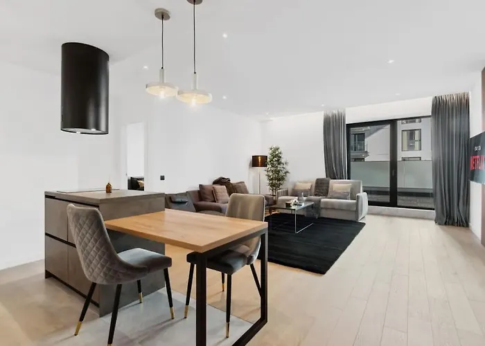 Luxurious Vibe In The Business Center, Views Apartament Bucureşti