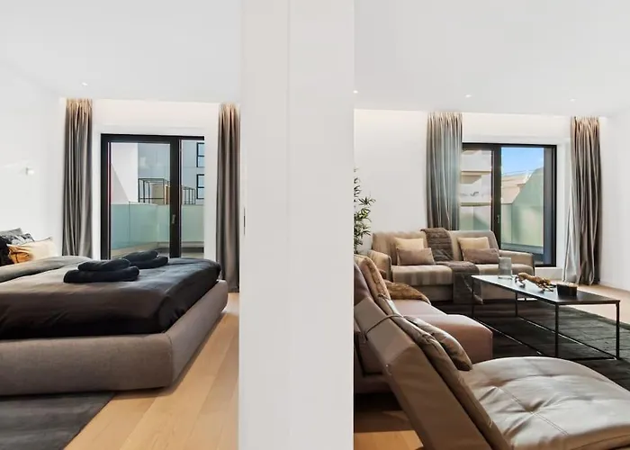 Luxurious Vibe In The Business Center, Views Bucureşti