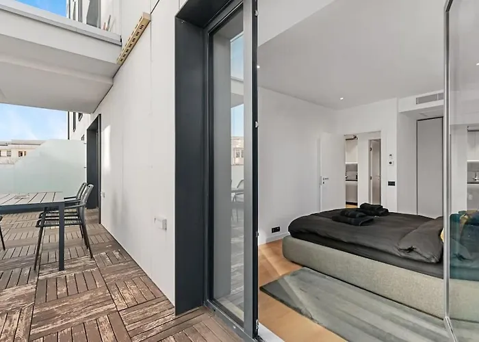 Apartament Luxurious Vibe In The Business Center, Views *