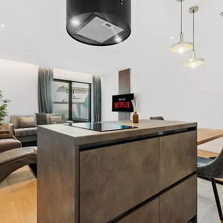 Apartmán Luxurious Vibe In The Business Center, Views *